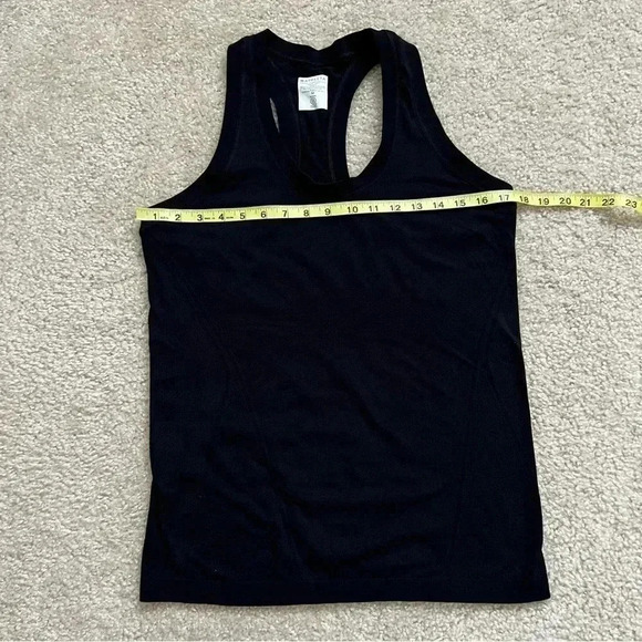 ATHLETA Momentum Seamless Tank Top Women’s Size Medium Black #530501 $59 Active - Picture 8 of 15